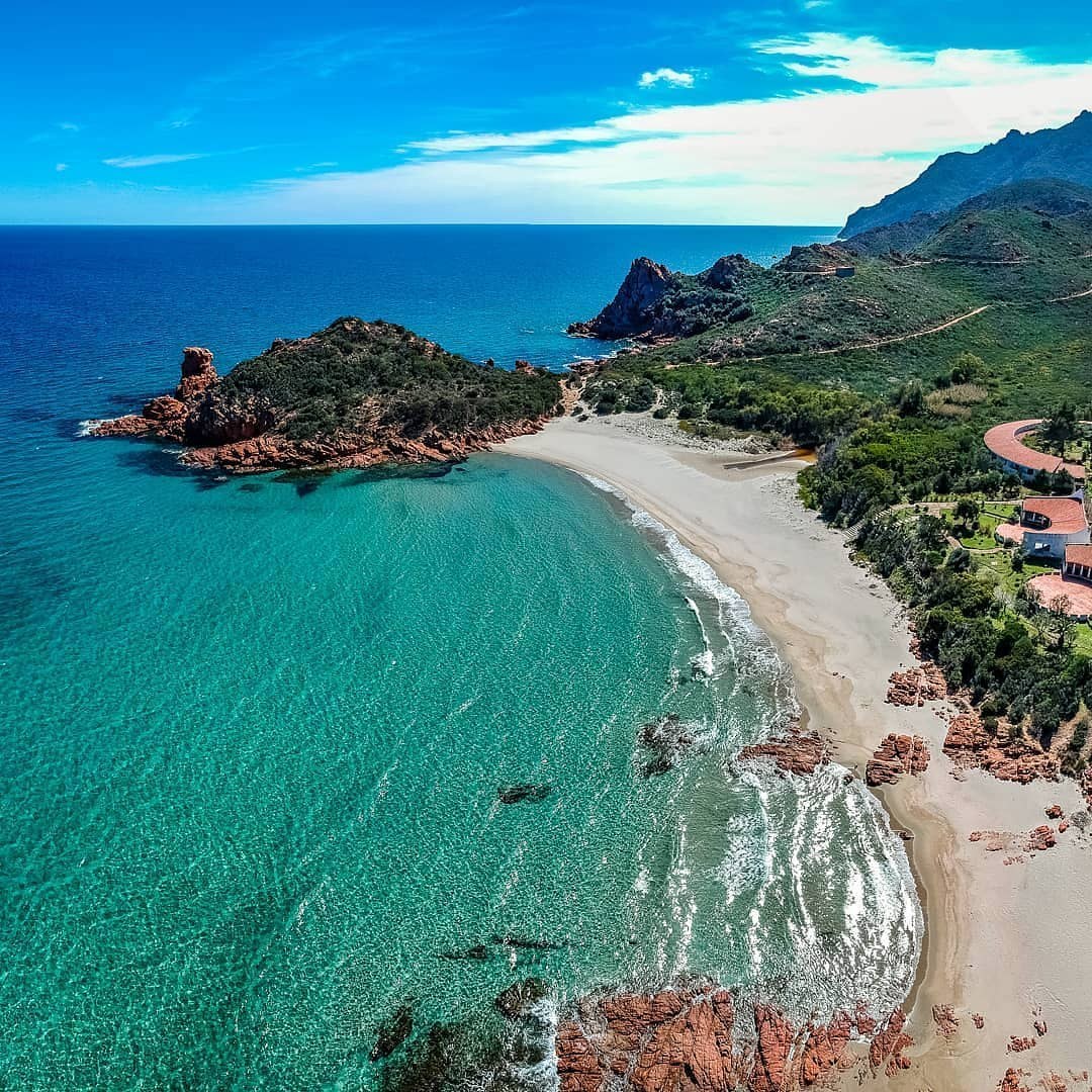 La spiaggia di Su Sirboni a Marina di Gairo